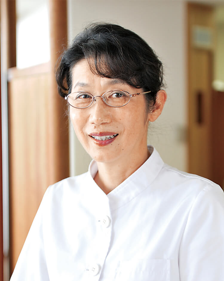 江崎 久美子 院長