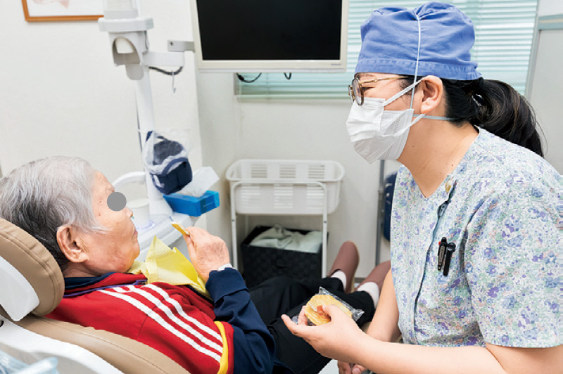 [写真] 患者さんの状況を知る