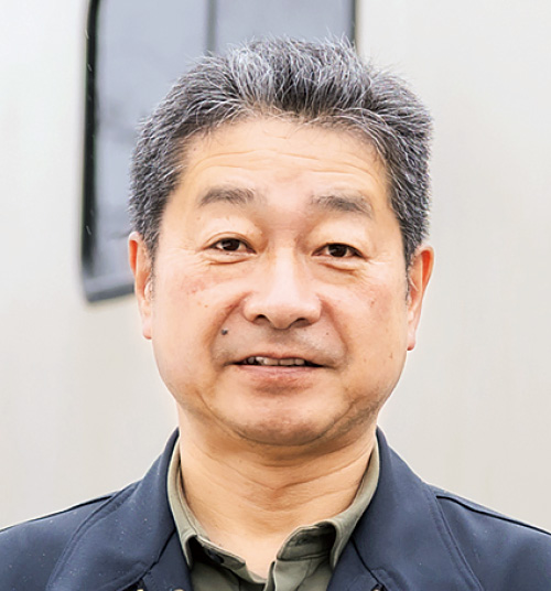 [写真] 運転手兼事務職員　佐藤 伸哉
