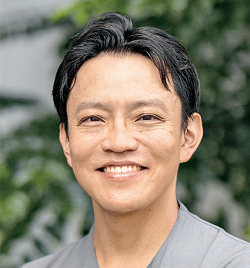 [写真] 広島市中区　GOSI矯正歯科　院長 伊藤 剛志