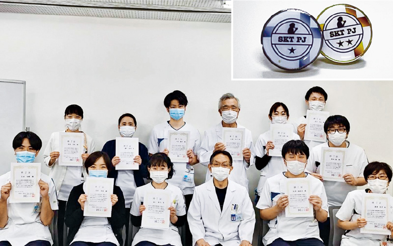 [写真] 嚥下ファシリテータ育成コースを終了された皆さん