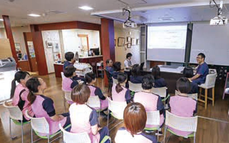 [写真] カンファレンスの様子