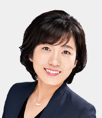 萬田久美子 先生